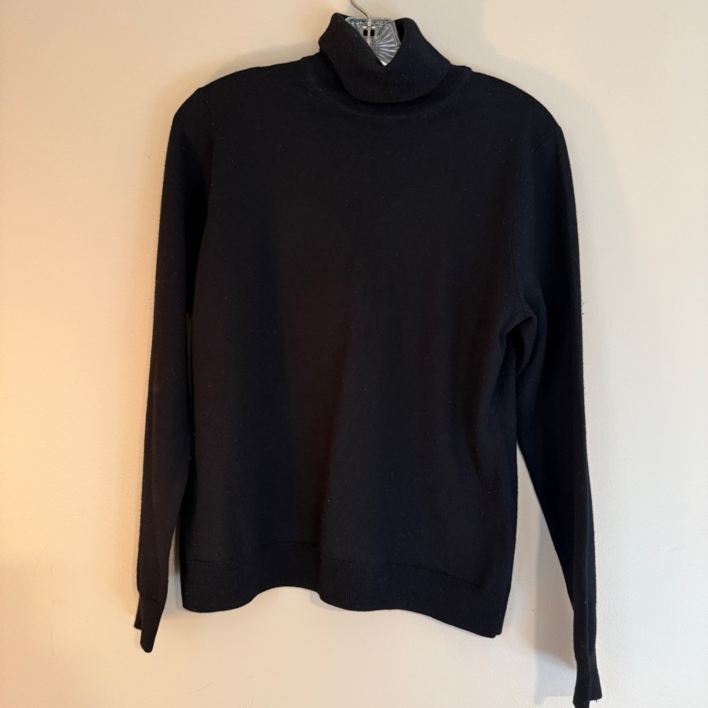 Brooks Brothers 100% Merino Wool Turtleneck sweater Black Large - Picture 4 of 6